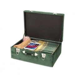 19.69 in. L Hunter Velvet Green Upholstered Storage Stool by Glitzhome -Deals Glitzhome Store green glitzhome ottomans 2001300005 fa 1000